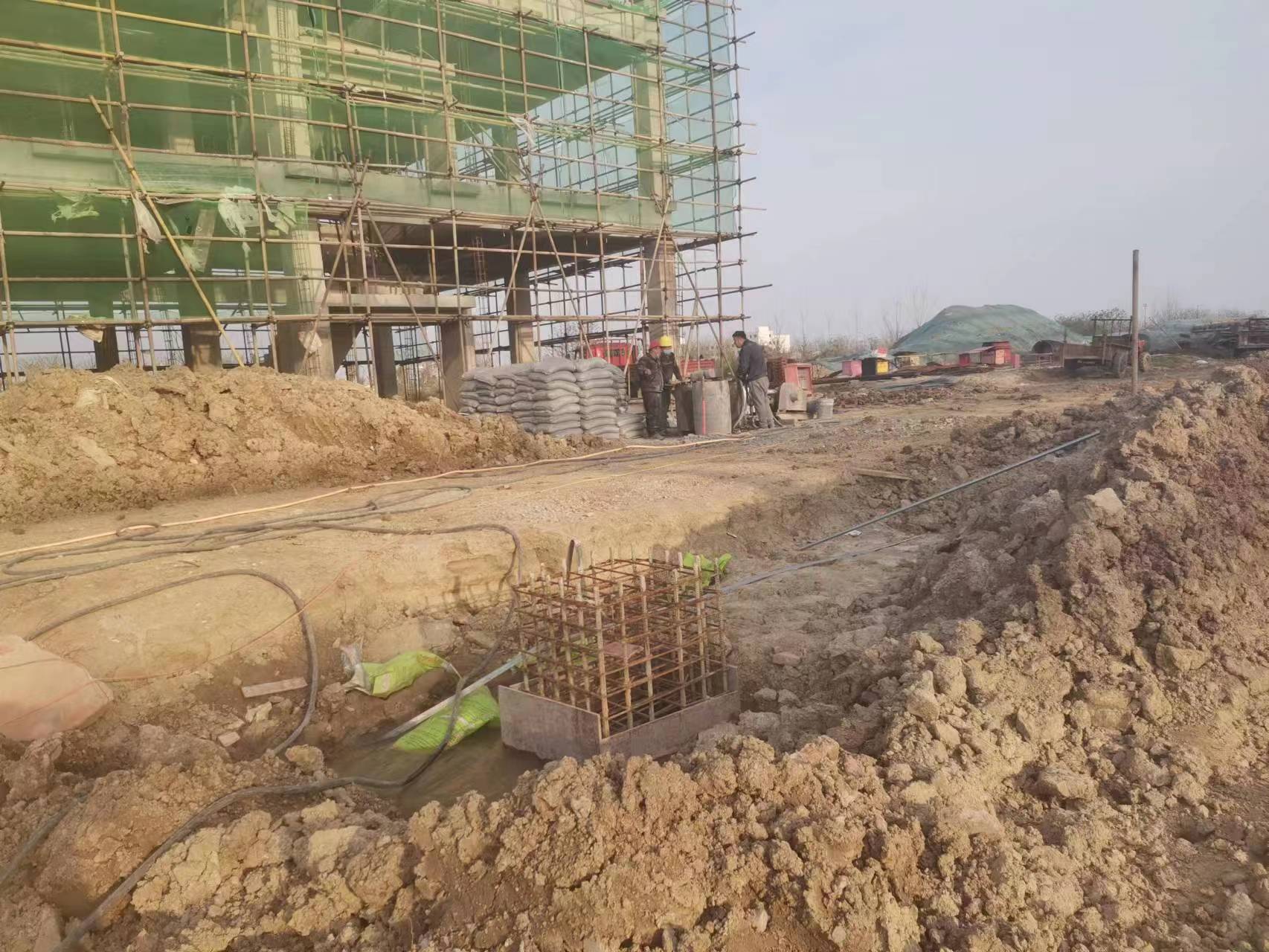 古田当桥梁出现裂缝的时候应该及时加固修补